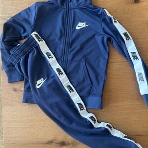 Nike Kids Navy Sweatpants & Joggers Set